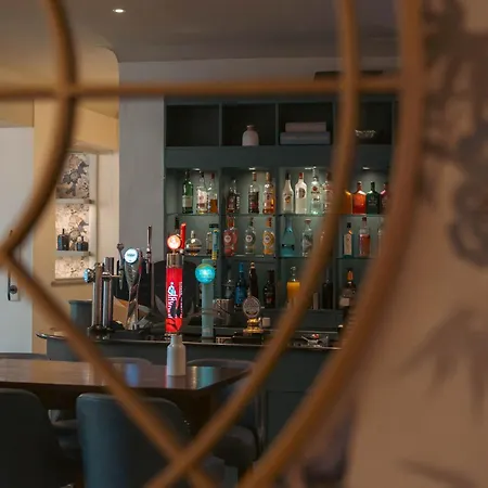 White Swan Hotel-2
